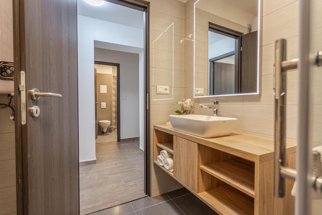 Viktoria Apartman Gyula Exterior photo