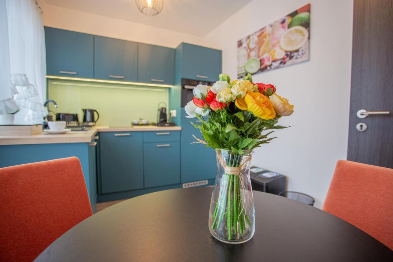 Viktoria Apartman Gyula Exterior photo