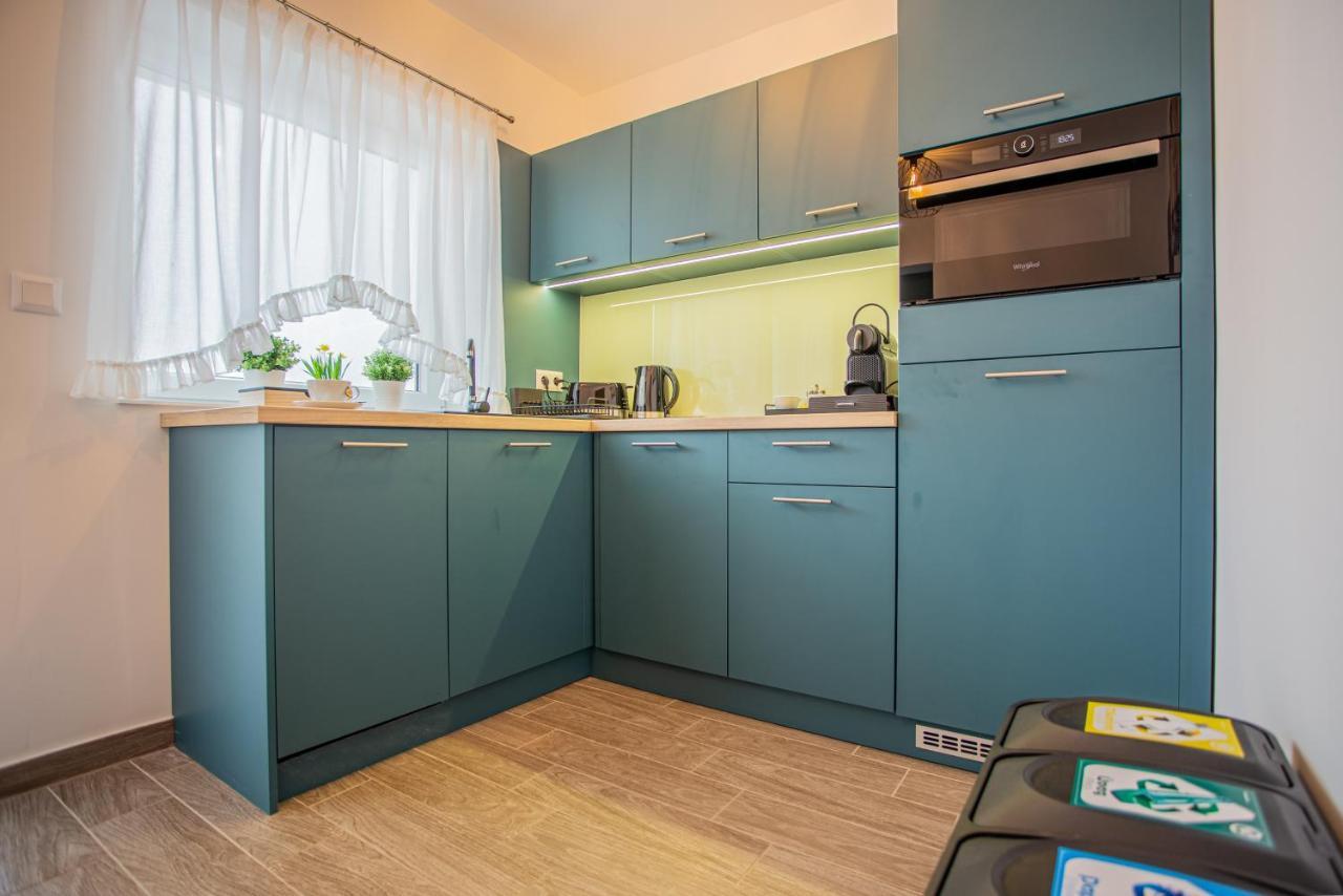 Viktoria Apartman Gyula Exterior photo